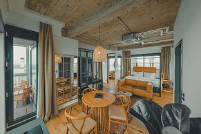 John & Will Silo-Hotel by Guldsmeden