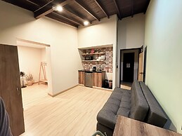 Niddo by Roots Rentals