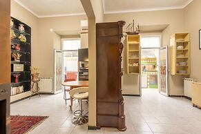 De Angelis Central House by Wonderful Italy