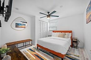 Paradise Haven- Amazing 4BR Oasis With Pool