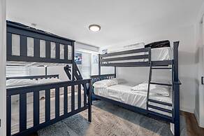 Paradise Haven- Amazing 4BR Oasis With Pool