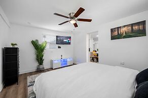 Paradise Haven- Amazing 4BR Oasis With Pool