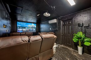 Paradise Haven- Amazing 4BR Oasis With Pool