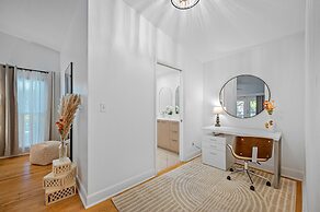 Court Haven Paradise: Your All-in-one Getaway