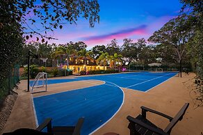 Court Haven Paradise: Your All-in-one Getaway