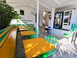 Fira Backpackers Place