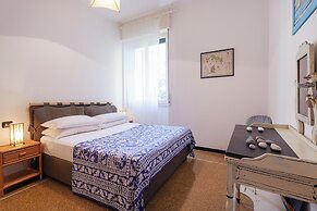 Vespucci Blue Apartment