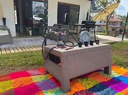 Country House Rest Relaxation Jacuzzi Bbq Large Green Areas