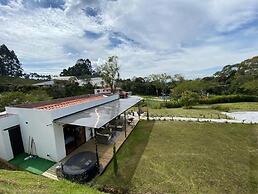 Country House Rest Relaxation Jacuzzi Bbq Large Green Areas