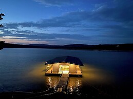 Hi-Line Lake Resort