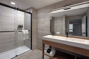 The Wave at Marblehead