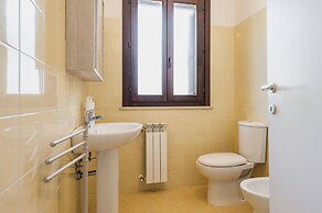 Casa Isola con Giardino