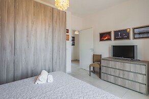 Casa Isola con Giardino