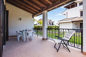 Casa Isola con Giardino