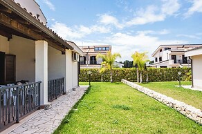 Casa Isola con Giardino