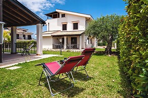 Casa Isola con Giardino