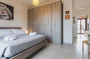 Casa Isola con Giardino