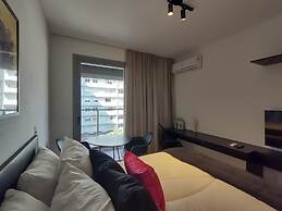 VN Apiacás by Housi