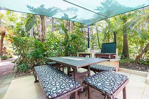 Paradise Grove Holiday Apartments