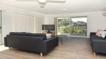 Paradise Grove Holiday Apartments