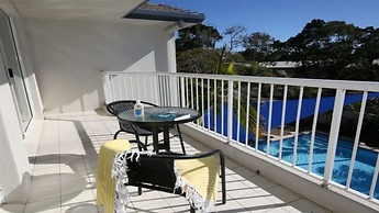 Paradise Grove Holiday Apartments