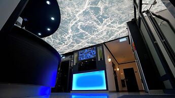 Tibet Hotel am Airport