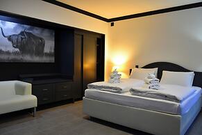 Tibet Hotel am Airport