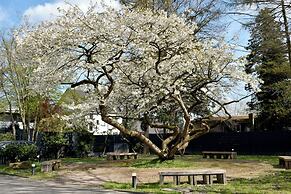 Tibet Hotel am Airport