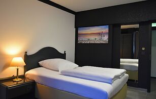 Tibet Hotel am Airport