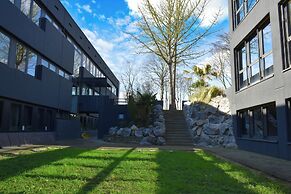 Tibet Hotel am Airport