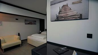 Tibet Hotel am Airport