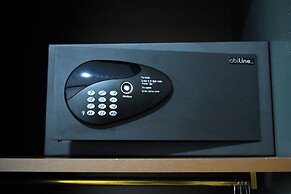 Tibet Hotel am Airport