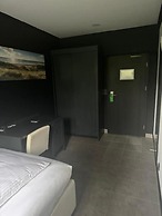 Tibet Hotel am Airport