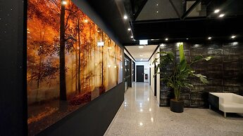 Tibet Hotel am Airport