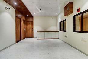 Archit By Glitz Hotels