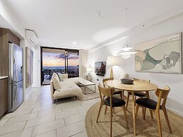 FIRST LIGHT MOOLOOLABA APT 804