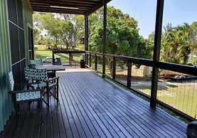 FRASER ISLAND- THE BOARDROOM