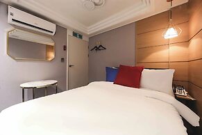 Bay hotel
