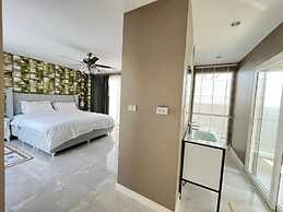 RIM Chaam By RoomQuest