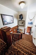 Chico Hot Springs Resort & Day Spa