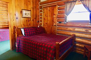 Chico Hot Springs Resort & Day Spa