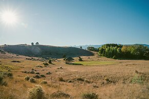Chico Hot Springs Resort & Day Spa