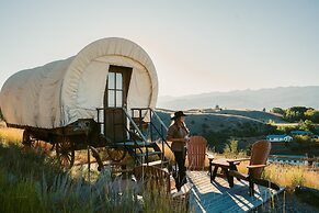 Chico Hot Springs Resort & Day Spa