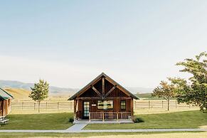 Chico Hot Springs Resort & Day Spa