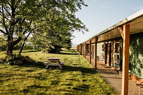 Chico Hot Springs Resort & Day Spa