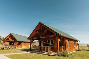 Chico Hot Springs Resort & Day Spa