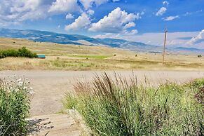 Chico Hot Springs Resort & Day Spa