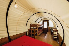 Chico Hot Springs Resort & Day Spa
