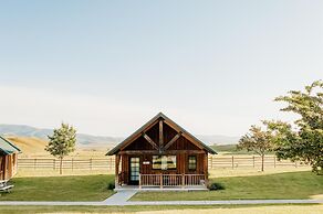 Chico Hot Springs Resort & Day Spa