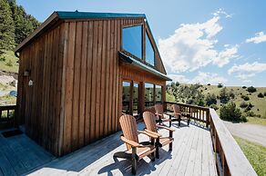 Chico Hot Springs Resort & Day Spa